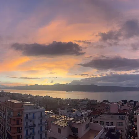 Attico Panoramico Apartmán Reggio di Calabria